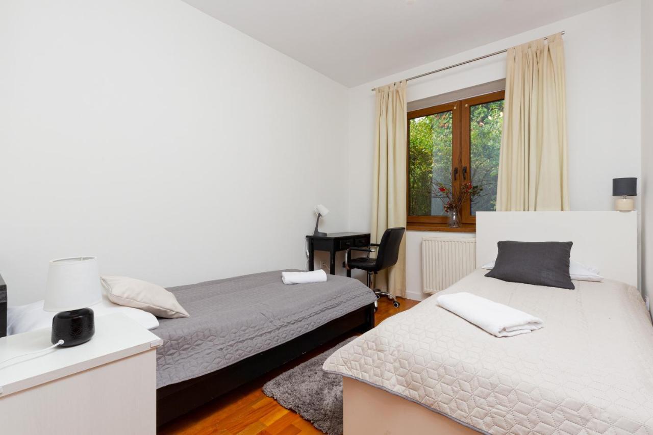 Holiday House Cinema Experience Warsaw Michalowice By Renters Villa Екстериор снимка
