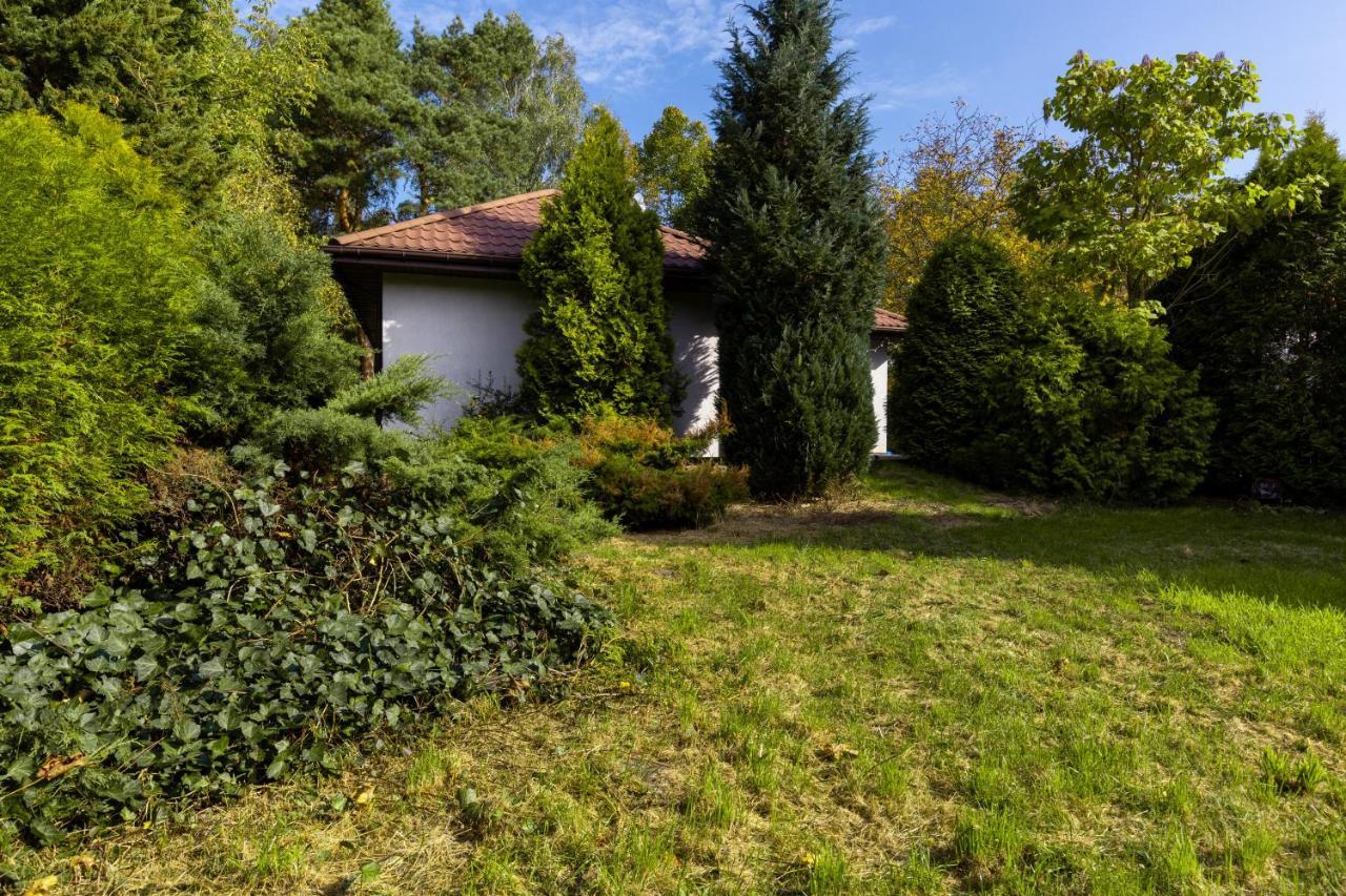 Holiday House Cinema Experience Warsaw Michalowice By Renters Villa Екстериор снимка